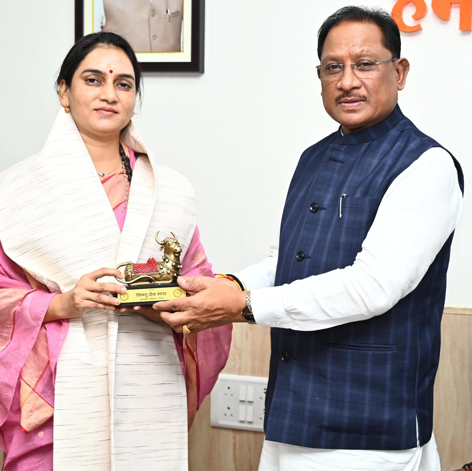 मुख्यमंत्री विष्णु देव साय ने वॉटर वुमन शिप्रा पाठक को किया सम्मानित 1 IMG 20250704 WA0055 scaled