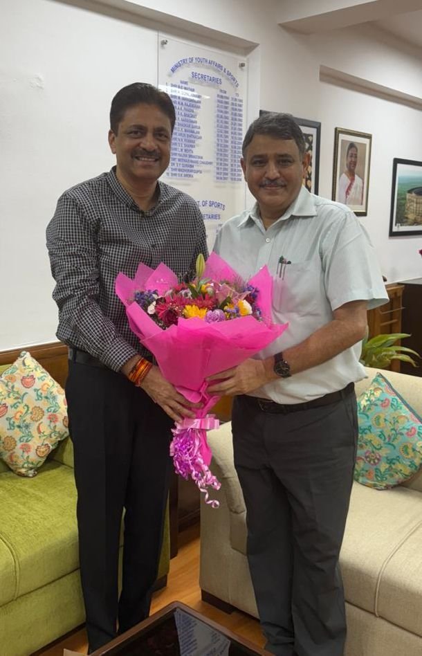 Vikram Singh Sisodia Meets Union Sports Secretary Hari Ranjan Rao, Discusses Key Issues Related to Chhattisgarh’s Sports Development 1 IMG 20250731 WA0005