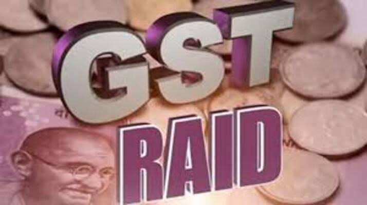 Rajnandgaon GST Raid: ₹64 Cr Base Oil Sold as Diesel | राजनांदगांव में ₹64 करोड़ का डीजल घोटाला, बेस ऑयल को ट्रकों में बेचा गया डीजल बनाकर | छत्तीसगढ़ में जीएसटी विभाग की बड़ी कार्रवाई 1 images 4 26 1