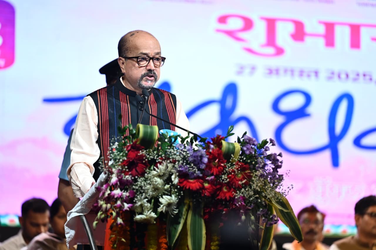 रायगढ़ में 40वें चक्रधर समारोह का भव्य शुभारंभ : राज्यपाल रमेन डेका ने कहा—अतीत की स्वर्णिम स्मृतियों और सांस्कृतिक धरोहर से जोड़ने वाला पर्व, शास्त्रीय संगीत से लेकर लोक कलाकारों तक को मिलेगा मंच 1 IMG 20250827 WA0035