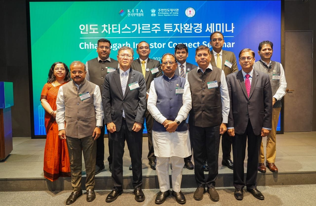 CM विष्णुदेव साय ने दक्षिण कोरिया प्रवास के दौरान निवेशकों को छत्तीसगढ़ में निवेश हेतु किया आमंत्रित 1 IMG 20250828 WA0027