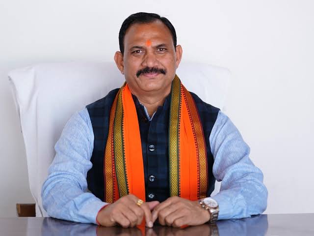 स्वास्थ्य मंत्री श्याम बिहारी जायसवाल के निर्देश पर छत्तीसगढ़ में 4 से 6 अगस्त तक चलेगा 'बने खाबो - बने रहिबो' विशेष जांच एवं जन-जागरूकता अभियान 1 images 5 13