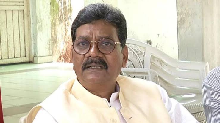 Mahant Urges Governor to Drop One Minister, Says Chhattisgarh Cabinet Exceeds Constitutional Limit 1 images 7 27