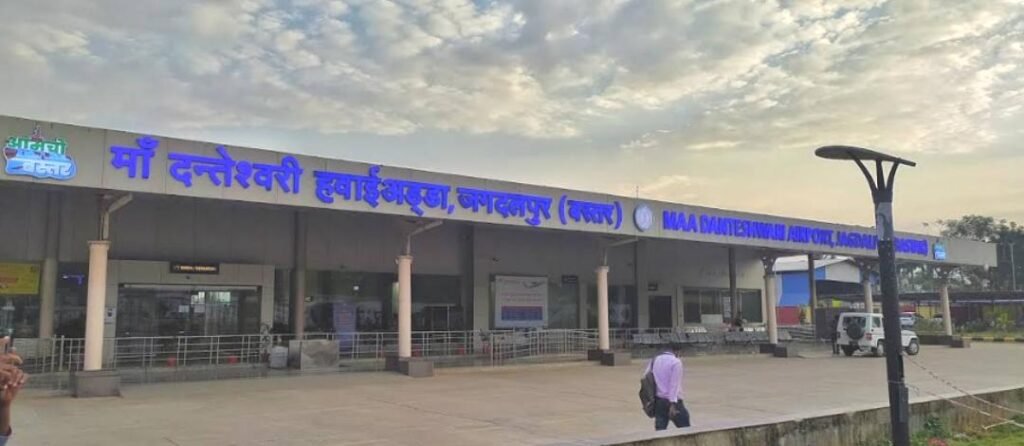 Bastar's air connectivity takes off as 3 lakh passengers fly from Jagdalpur Airport 2 1002362110