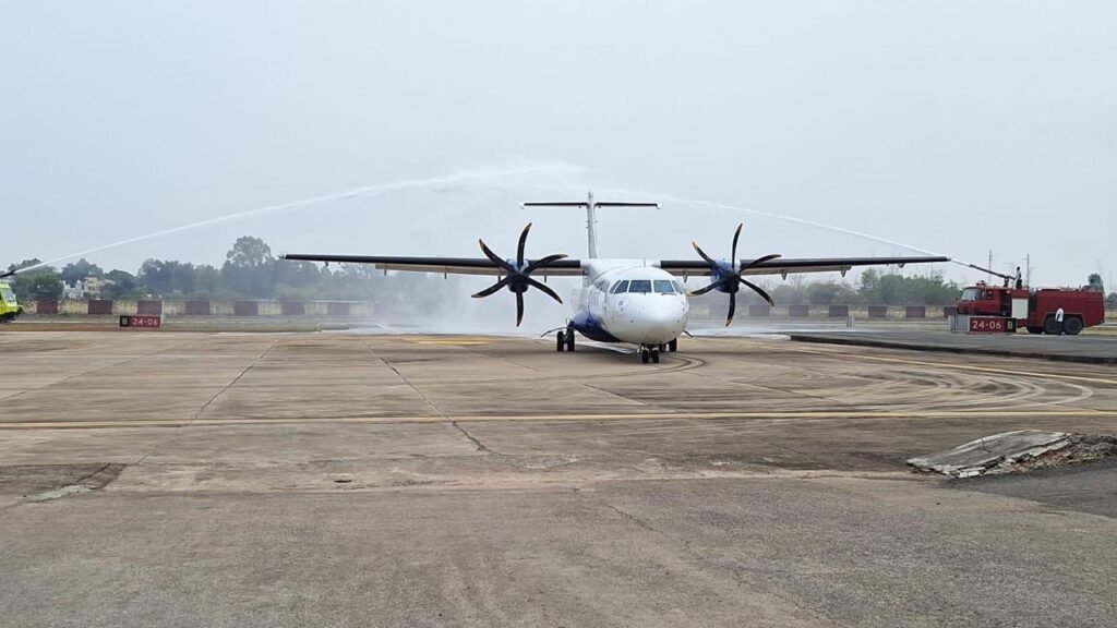 Bastar's air connectivity takes off as 3 lakh passengers fly from Jagdalpur Airport 3 1002362111