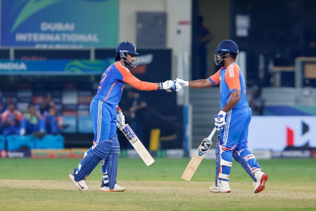 Asia Cup 2025 Final: दुबई में भारत ने पाकिस्तान को हराया, तिलक वर्मा बने हीरो | टीम इंडिया 9वीं बार बनी एशिया कप चैंपियन 3 1002508104
