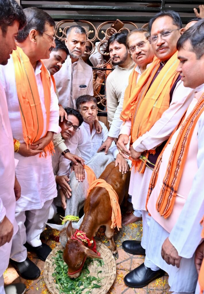 Chhattisgarh’s Innovations Shine in ‘Mann Ki Baat’: PM Modi Applauds Ambikapur’s Garbage Café and State’s Strong Resolve Against Maoism 2 1002679150