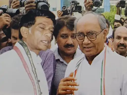 Chhattisgarh’s Midnight Birth: Untold Stories from the First Night of Statehood 5 1002704476