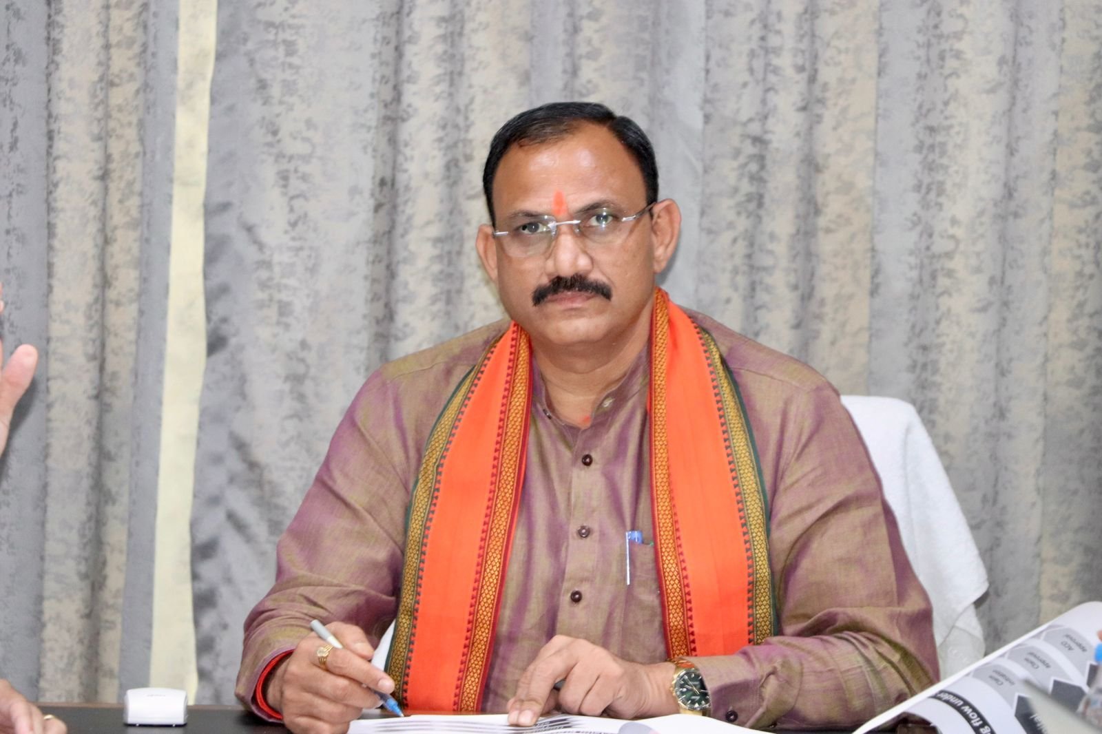 गरीब मरीजों के लिए बड़ी राहत: रायपुर अम्बेडकर अस्पताल में फ्री सीटी स्कैन और एमआरआई जांच, स्वास्थ्य मंत्री श्याम बिहारी जायसवाल ने तत्काल आदेश देकर खत्म की आयुष्मान वाली दिक्कत 1 IMG 20251028 WA0026