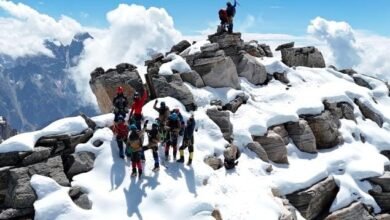 हिमालय में गूंजी जशपुर की गूंज: आदिवासी युवाओं ने 5,340 मीटर ऊंची जगतसुख पीक पर नया रास्ता बनाकर रचा इतिहास, सीएम विष्णु देव साय के सम्मान में रखा ‘विष्णु देव रूट’ नाम 3 IMG 20251030 WA0058