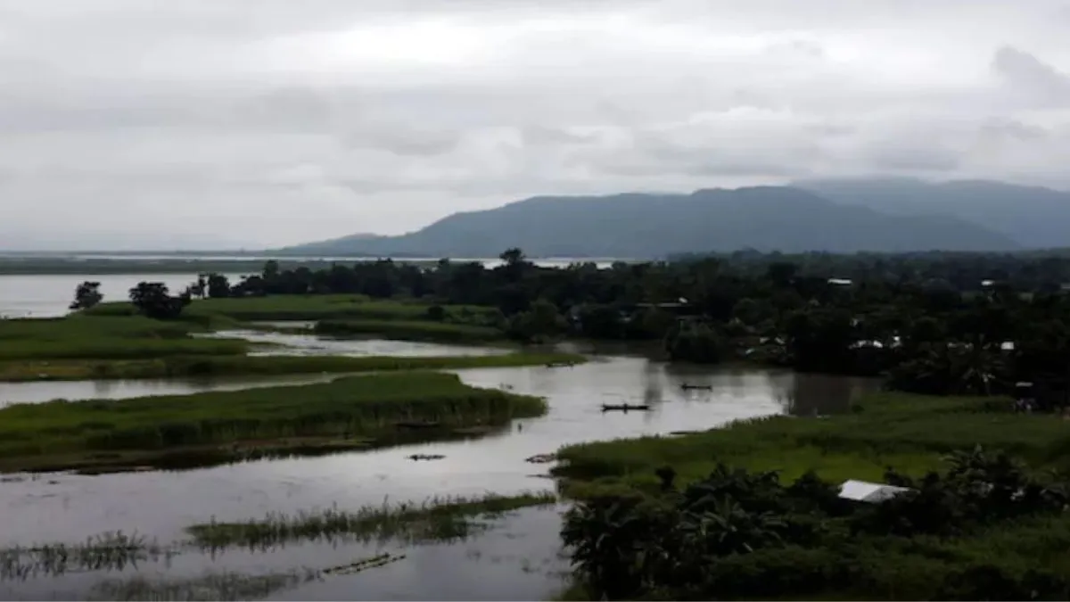 India's Mega Move: Brahmaputra 65 GW Hydropower Project Against China : भारत का बड़ा कदम : ब्रह्मपुत्र पर 65 गीगावाट जलविद्युत परियोजना, चीन को चुनौती 1 President Murmu Worship 6 1760383612573