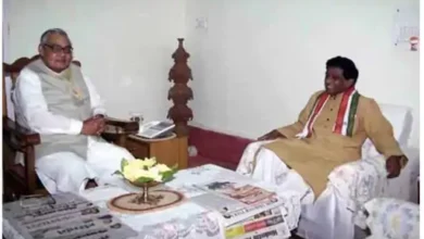 छत्तीसगढ़ राज्य के 25 साल पूरे: आधी रात जब भारत के नक्शे पर उभरा नया राज्य, सोनिया गांधी के दो शब्द “Get Ready” से लिखी गई थी अजीत जोगी की किस्मत — पढ़िए उस ऐतिहासिक रात की 8 अनसुनी कहानियां, जब ‘हमर राज, हमर छत्तीसगढ़’ का सपना सच हुआ 4 whatsapp image 2025 10 29 at 65101 am 2 1761804890