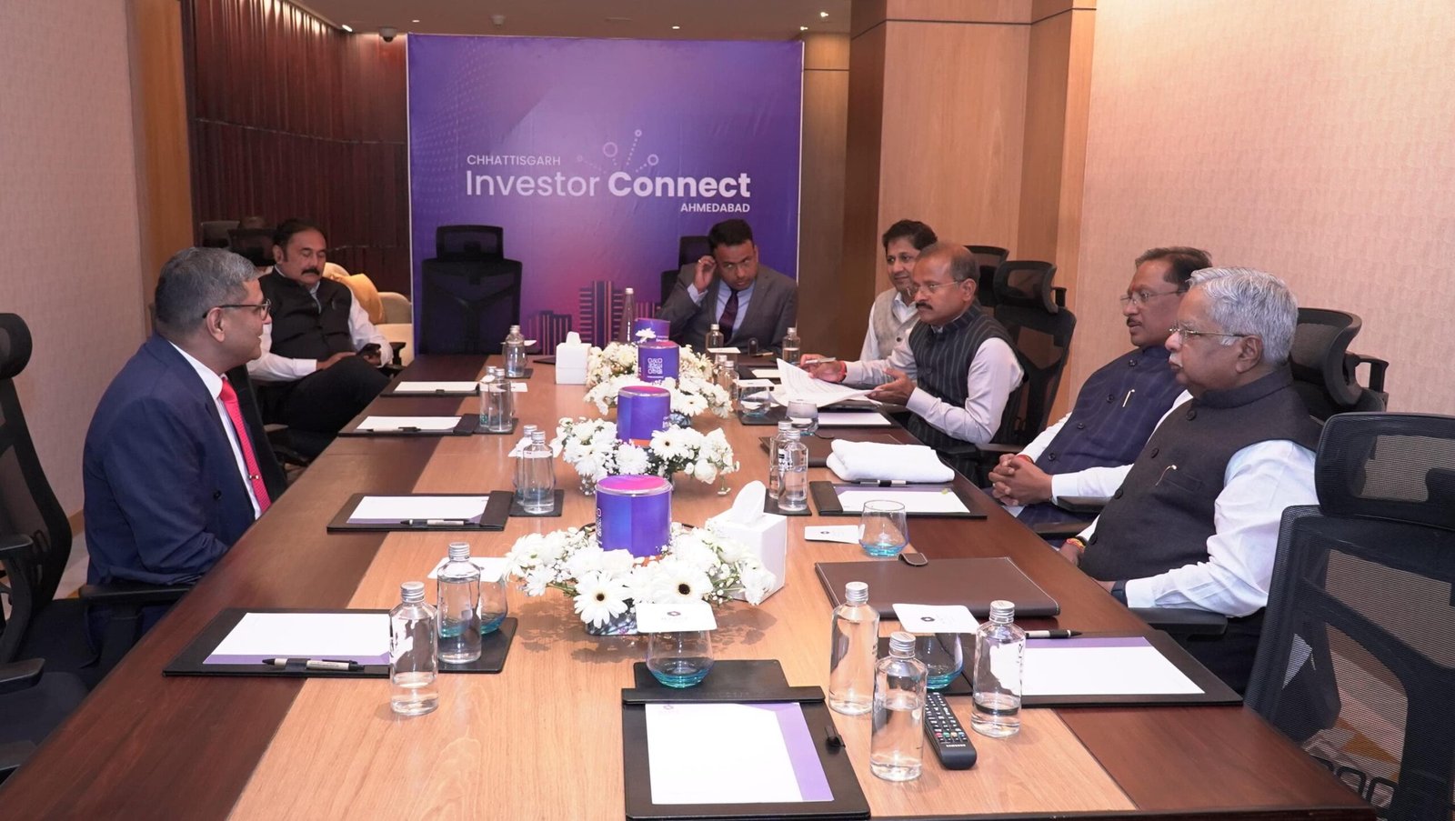 अहमदाबाद इन्वेस्टर कनेक्ट में बड़ा प्रस्ताव: टोरेंट ग्रुप छत्तीसगढ़ में करेगा 23,100 करोड़ का निवेश, 5,200 से ज्यादा लोगों को मिलेगा रोजगार 1 IMG 20251111 WA0029 1 scaled
