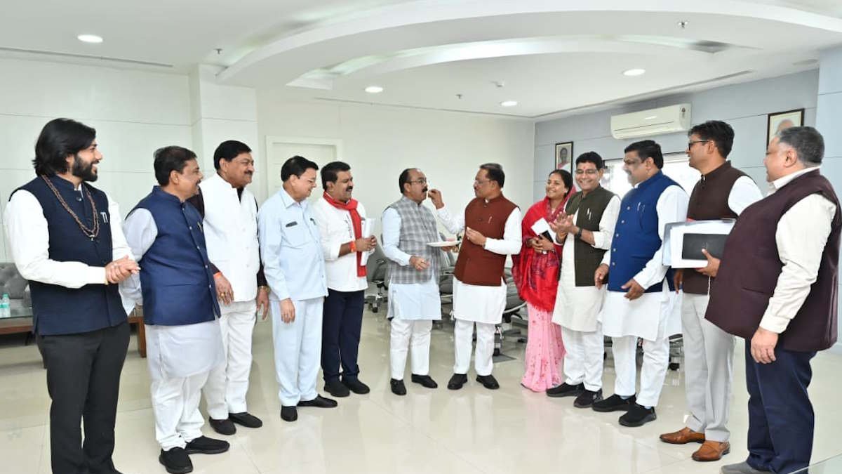 NDA Leads: Baghel Questions EC Role; CM Sai Celebrates Victory 1 sai 011