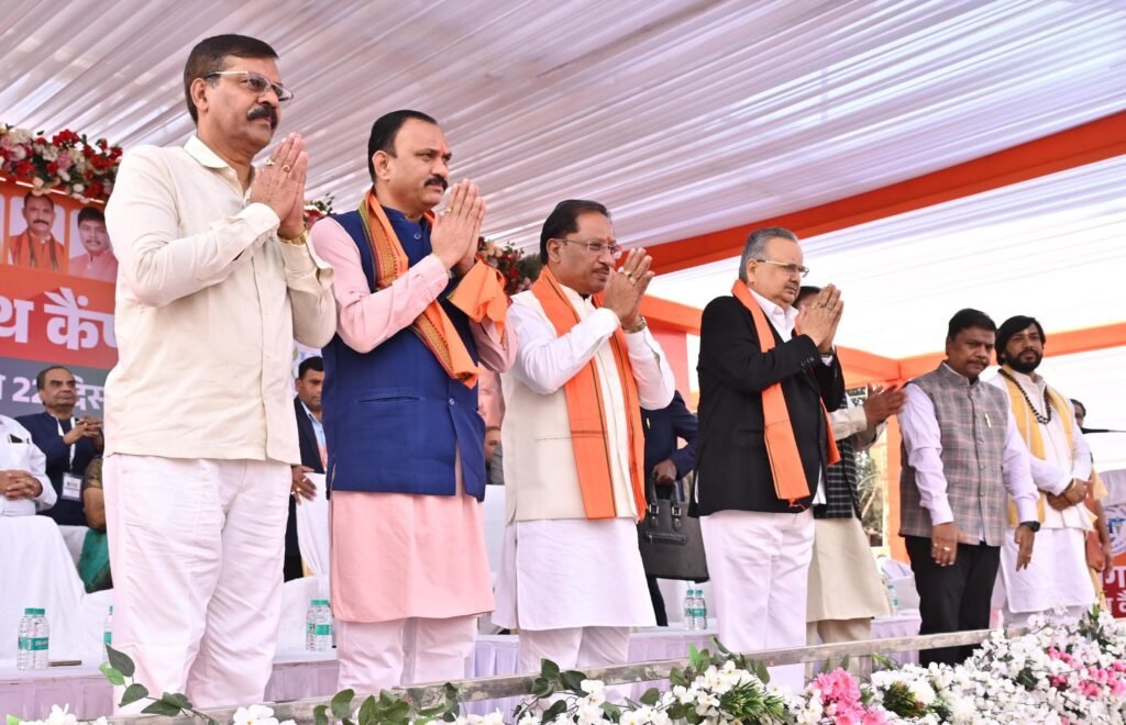 ‘मनखे-मनखे एक समान’ का संदेश जमीन पर उतरा: बाबा गुरु घासीदास जयंती पर रायपुर में 5 दिन का मेगा हेल्थ कैंप, CM विष्णु देव साय ने किया शुभारंभ 2 1003021872