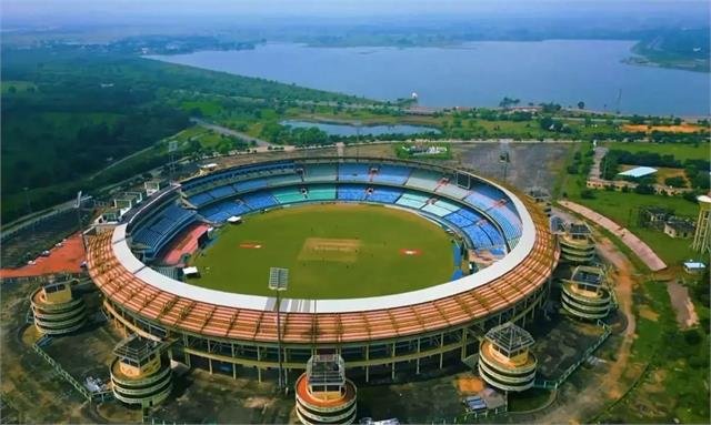 2025 11image 16 16 4988478282 ll