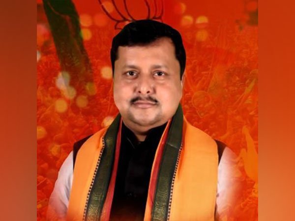 धनबाद से दिल्ली तक खुशी की लहर: नितिन नवीन बने भाजपा के राष्ट्रीय कार्यकारी अध्यक्ष, झारखंड में जश्न 1 ANI 20230131164113