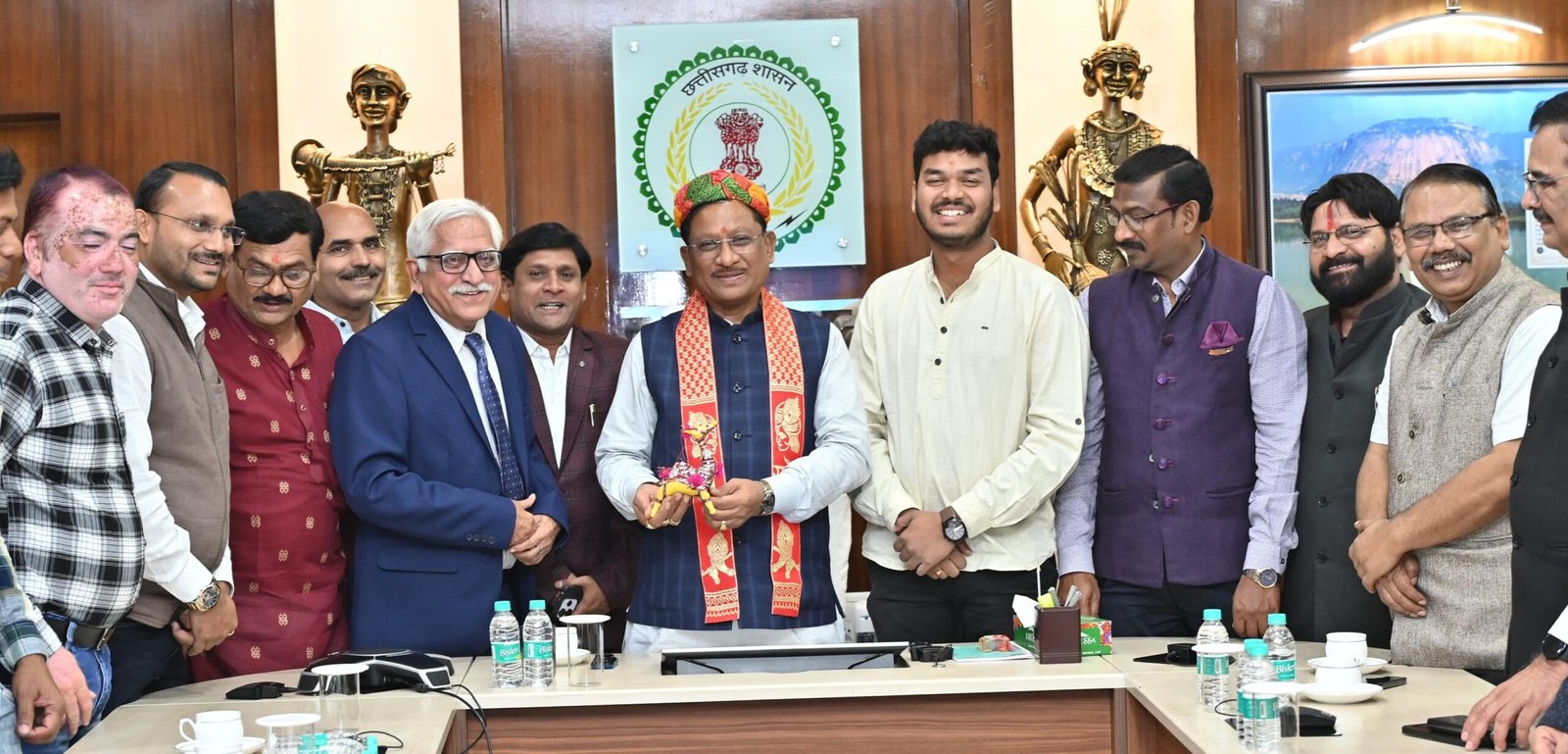 पत्रकारों की लेखनी केवल सूचना का माध्यम ही नहीं, पर्यटन को प्रोत्साहन देने का एक सशक्त साधन भी - मुख्यमंत्री विष्णुदेव साय 1 IMG 20251221 WA0024 scaled