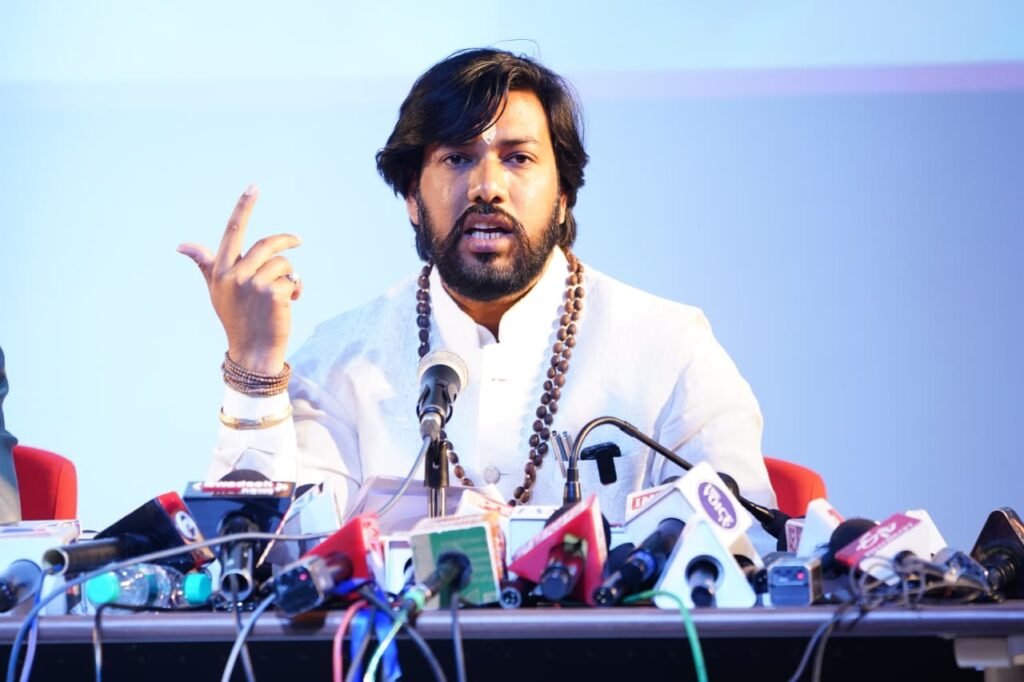 CG के युवाओं के लिए खुला सुनहरा भविष्य का रास्ता : IIT मॉडल पर इंस्टीट्यूट ऑफ टेक्नोलॉजी, स्टार्टअप हब, 20% बढ़े एडमिशन, 22.53 करोड़ की ब्याज राहत और हजारों को रोजगार – गुरु खुशवंत साहेब का बड़ा ऐलान 2 IMG 20251224 WA0036