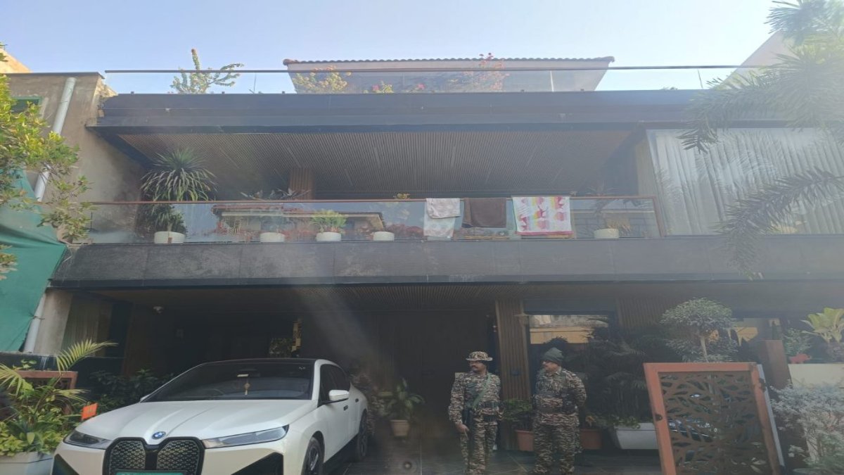 43 करोड़ का खेल उजागर! भारतमाला कॉरिडोर घोटाले में रायपुर से महासमुंद तक ED की बड़ी दबिश 1 image 50 9