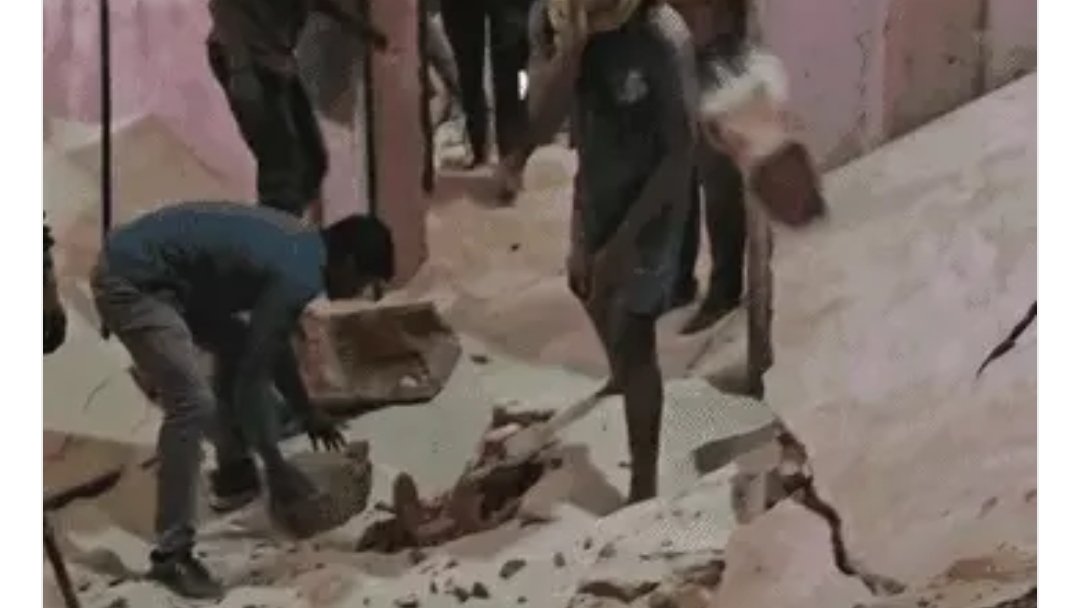 सूरजपुर में दर्दनाक हादसा: मित्तल कोल्ड स्टोरेज की दीवार ढही, 3 मजदूरों की मौत, एक गंभीर 1 image editor output image1926068273 1765619214572