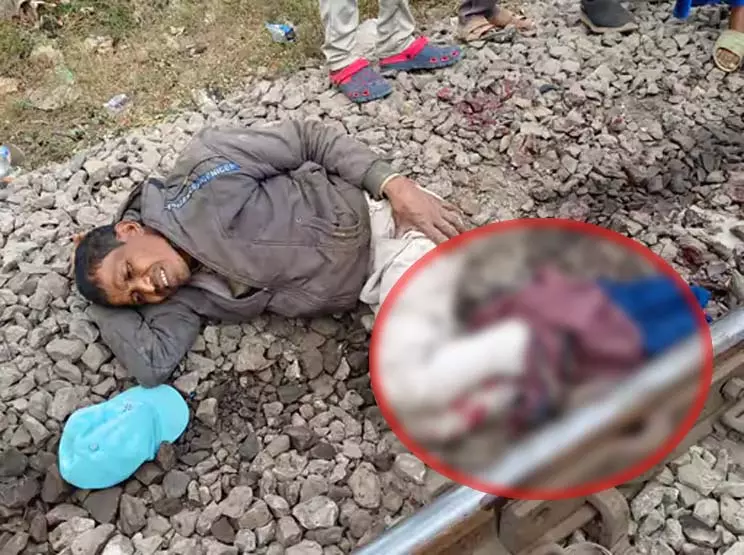 चलती ट्रेन में मोबाइल छीना, विरोध किया तो यात्री को धक्का — महासमुंद में बदमाशों की हैवानियत, दोनों पैर कटे, हालत नाजुक 1 5154038 untitled 44 copy