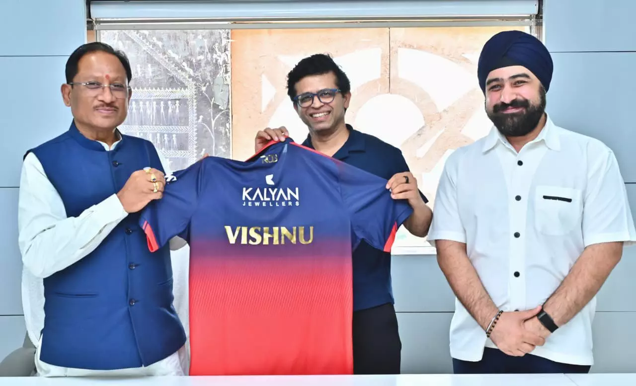 RCB CEO की CM साय से बड़ी मुलाकात : रायपुर को मिला IPL का तोहफा, शहीद वीर नारायण स्टेडियम में होंगे दो हाई-वोल्टेज मुकाबले 1 5160599 untitled 23 copy 1