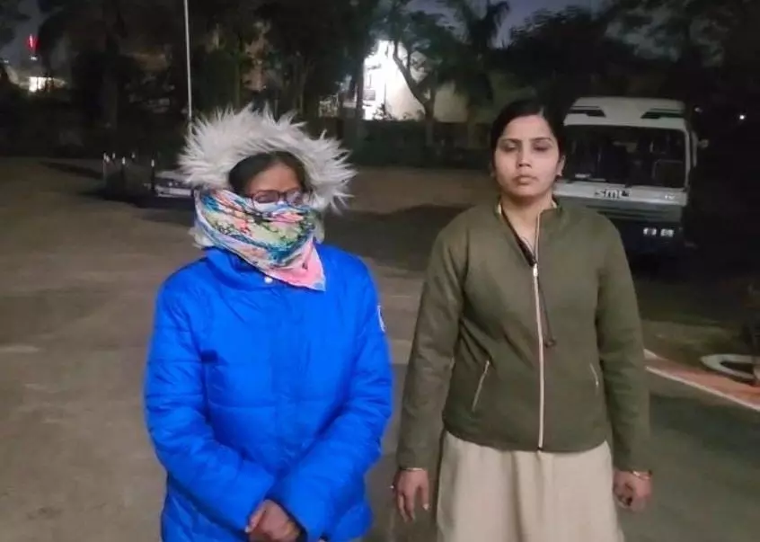 5199000 untitled 32 copy