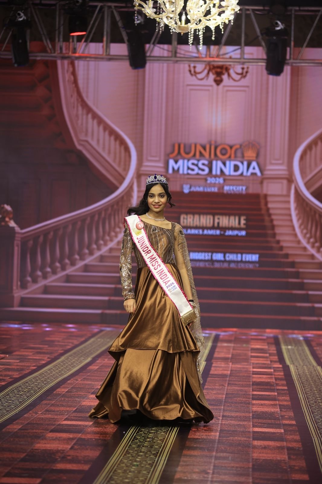 बिलासपुर की आदया श्रीवास्तव बनीं ‘जूनियर मिस इंडिया – मिस कॉन्फिडेंट’: जयपुर में 180 प्रतिभागियों को पीछे छोड़ा, छत्तीसगढ़ का नाम किया रोशन 1 IMG 20260116 WA0053