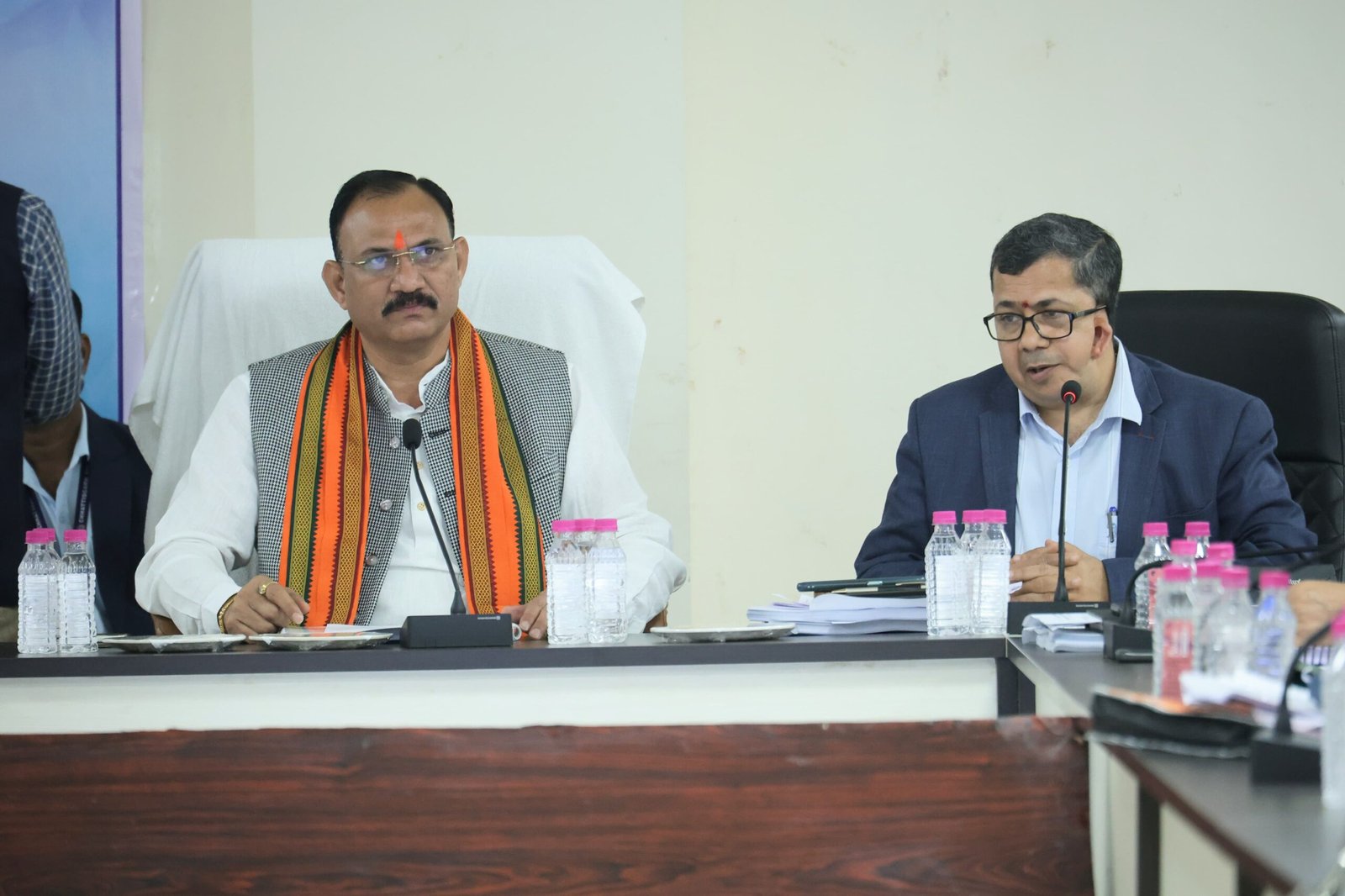 स्वास्थ्य सेवाओं को मिशन मोड में मजबूत करने के निर्देश: मंत्री श्याम बिहारी जायसवाल बोले—दूरस्थ और जनजातीय क्षेत्रों तक गुणवत्तापूर्ण इलाज सरकार की प्राथमिकता 1 IMG 20260130 WA0061 scaled