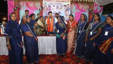 नगरगांव, पाड़ाभाठ और टेकारी के मड़ई मेले में पहुंचे विधायक अनुज शर्मा, बोले— 'माटी और संस्कृति का सम्मान ही प्रदेश की पहचान' 3 IMG 20260131 WA0031