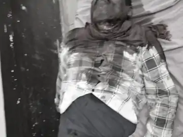 बलौदाबाजार में 6 इंच जमीन के विवाद में भतीजे ने चाचा की गला काटकर हत्या, फरसा लेकर थाने पहुंचा और किया सरेंडर 1 bb22e001 52cd 409a a47a 12f31ace55a21768555630817 1768557183