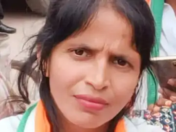 दुर्ग में महिला कांग्रेस नेता ने कोर्ट-कॉर्ट स्टाफ के सामने खुद को आग के हवाले किया, 7 दिन इलाज के बाद मौत, किराए के मकान के विवाद ने लिया भयावह रूप 1 image 2026 01 31t130123290 1769844695