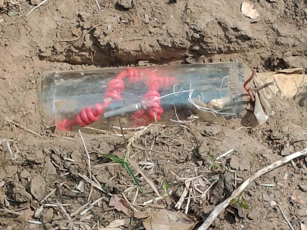 Security Forces Seize Explosives, Destroy Maoist Memorials in Bijapur 3 1003399328