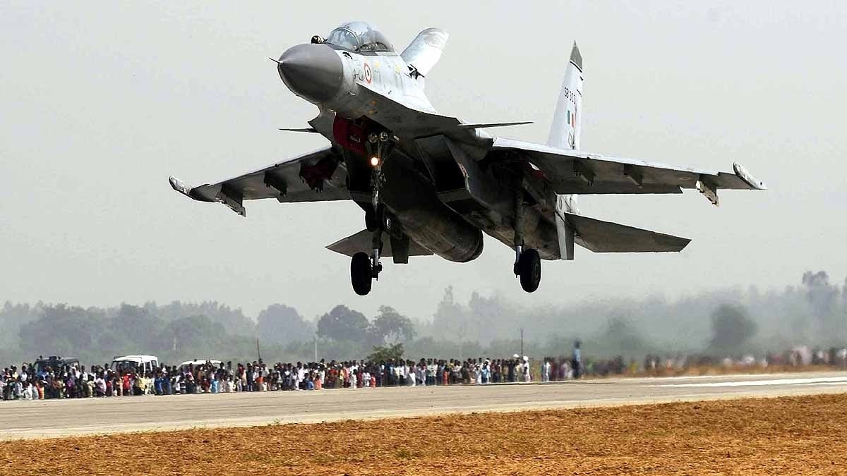 गुवाहाटी में ब्रह्मपुत्र पर बना 6-लेन पुल देश को समर्पित, 7 मिनट में होगी यात्रा — एयरफोर्स ने दिखाया दम 1 699005a3a5066 elf assam pm modi 141821848 16x9 1