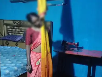 सूरजपुर में नवविवाहिता फंदे पर मिली: 9 महीने पहले हुई थी शादी, मायके पक्ष ने कहा- मारकर लटकाया 1 884c7681 96d5 4c16 8f3f 294306c16ffd1771474638226 1771480554