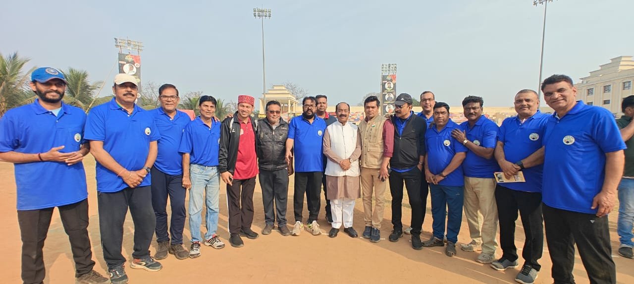 प्रेस क्लब खेल मड़ई का शुभारंभ, डिप्टी सीएम अरुण साव ने किया उद्घाटन; रोमांचक मुकाबले में संपादक इलेवन ने पूर्व पदाधिकारी इलेवन को 1 रन से हराया 1 IMG 20260201 WA0012
