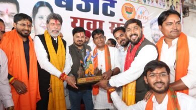 महासमुंद में बजट पर युवाओं से सीधा संवाद: “नौकरी मांगने वाले नहीं, नौकरी देने वाले बनें” – अनुज शर्मा 4 IMG 20260213 WA0048