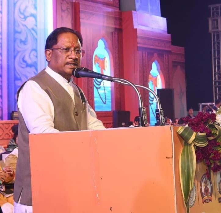 राजिम कुंभ कल्प समापन: छत्तीसगढ़ की अस्मिता का पर्व बताया, धर्मशाला के लिए 50 लाख की घोषणा 1 IMG 20260216 WA0008