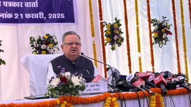 रायपुर में अध्यक्ष Raman Singh की प्रेस कॉन्फ्रेंस: 23 फरवरी से बजट सत्र, 2813 प्रश्न लगे; 24 को O. P. Choudhary पेश करेंगे बजट 3 IMG 20260221 WA0021