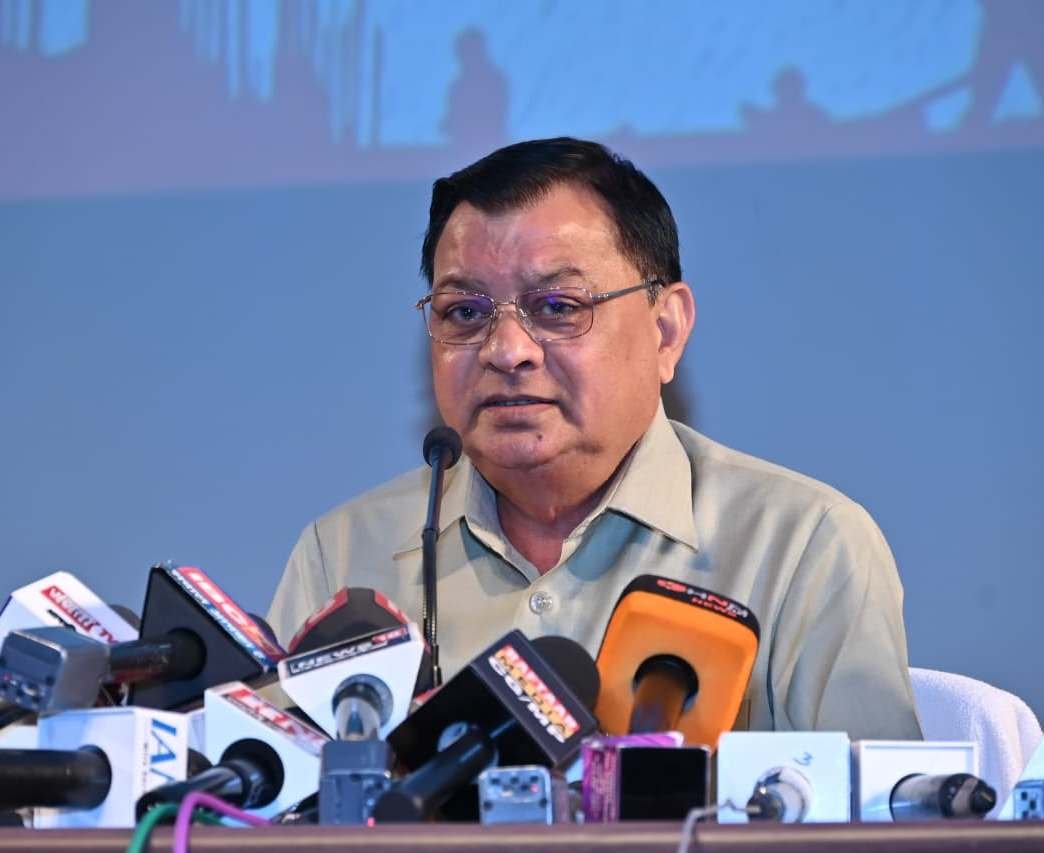 बजट संकल्प 2026-27 : निवेश, उद्योग और रोजगार आधारित आत्मनिर्भर छत्तीसगढ़ की मजबूत नींव— वाणिज्य एवं उद्योग मंत्री लखन लाल देवांगन 1 IMG 20260224 WA0031