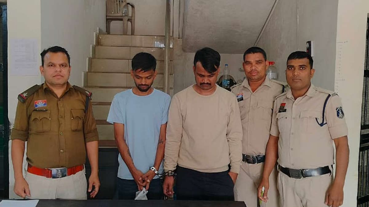 ऑपरेशन प्रहार में बड़ी कार्रवाई: बिलासपुर में प्रयागराज से ब्राउन शुगर मंगाने वाले 3 युवक गिरफ्तार, 840 मिलीग्राम ब्राउन शुगर और 25 ग्राम गांजा जब्त 1 bilaspur 1