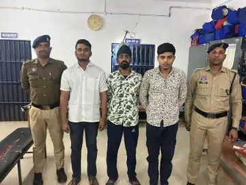 उधारी के पैसे नहीं लौटाए तो युवक को रास्ते से उठाया: NSUI नेताओं ने होटल में बंधक बनाकर पीटा, 2 दिन बाद इलाज के दौरान मौत 1 whatsapp image 2026 02 02 at 44323 pm 1770034058