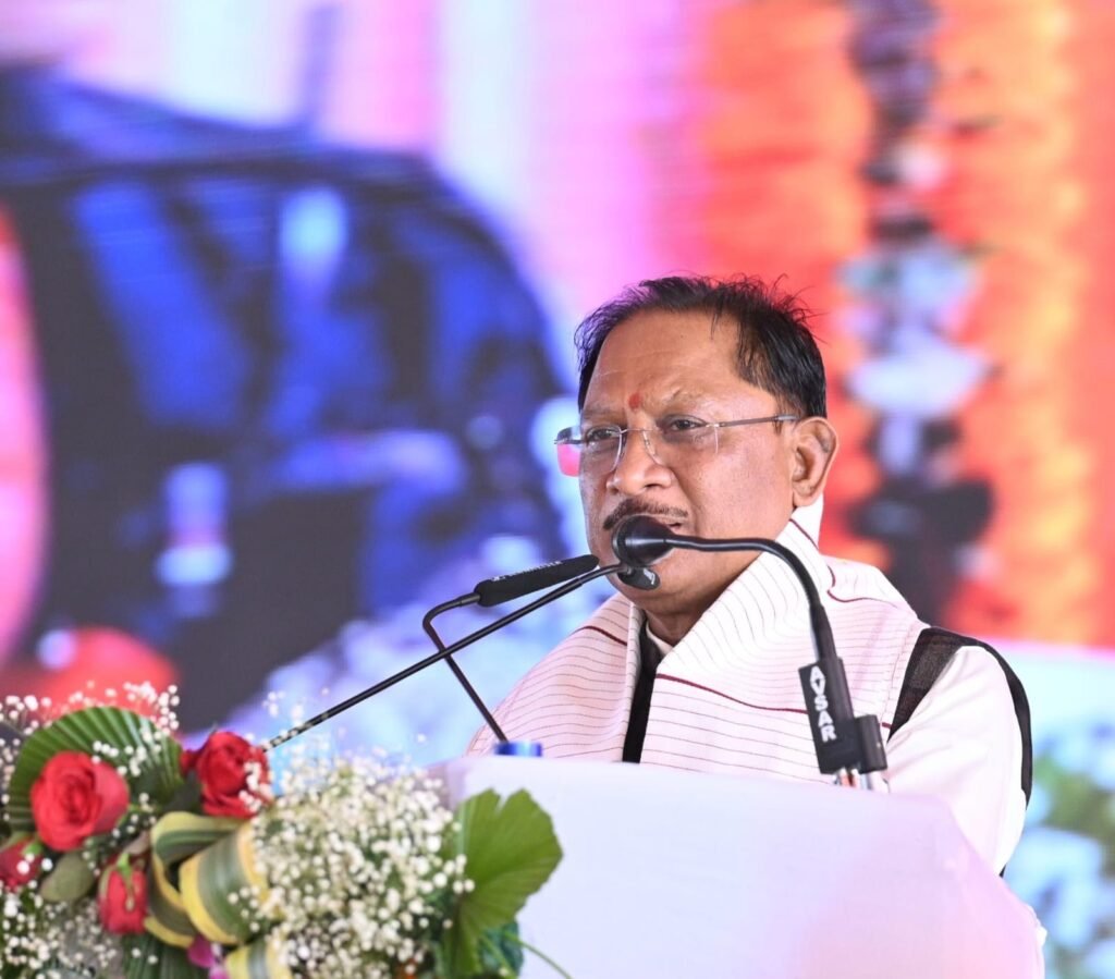 महिला दिवस पर 69.48 लाख महिलाओं को बड़ी सौगात: महतारी वंदन योजना की 25वीं किश्त जारी, खातों में पहुंचे 641.58 करोड़ 4 1003525855