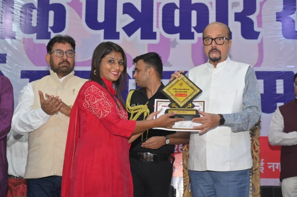 भिलाई में पत्रकारों का सम्मान, राज्यपाल डेका बोले– विश्वसनीय और जनोन्मुखी बने मीडिया 2 1003655899