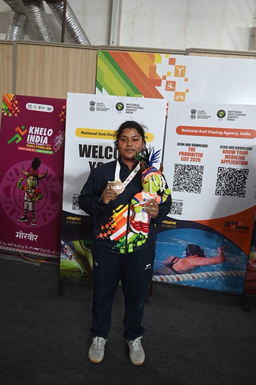 खेलो इंडिया ट्राइबल गेम्स 2026: छत्तीसगढ़ की निकिता का कमाल, 160 किलो उठाकर जीता पहला गोल्ड, रचा इतिहास 1 IMG 20260328 WA0061