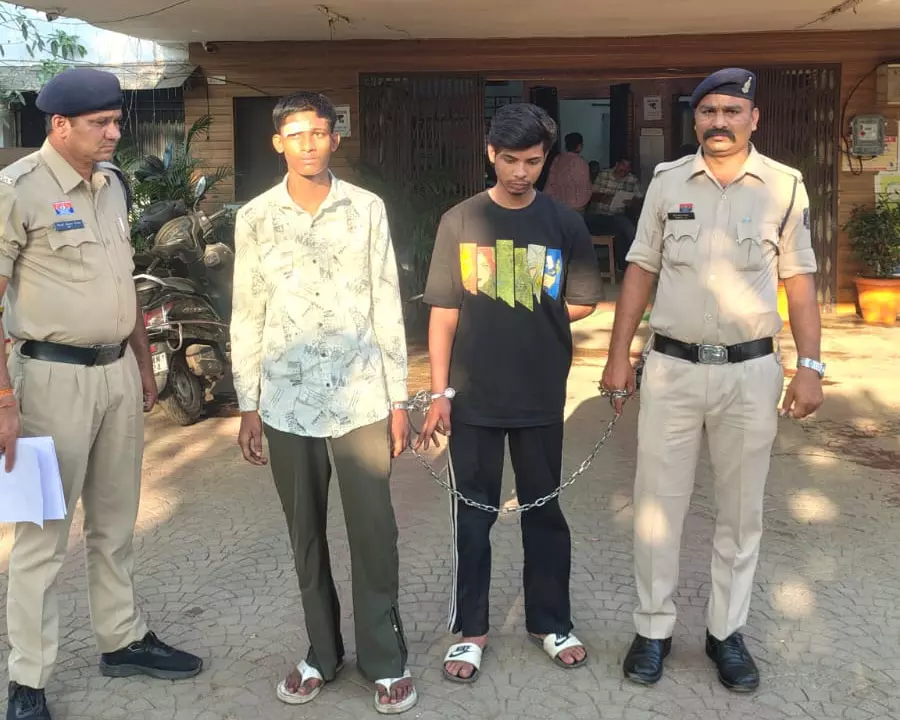 संतोषी नगर हाफ मर्डर: 3 आरोपी गिरफ्तार, चाकू बरामद 1 5329056 untitled 63 copy