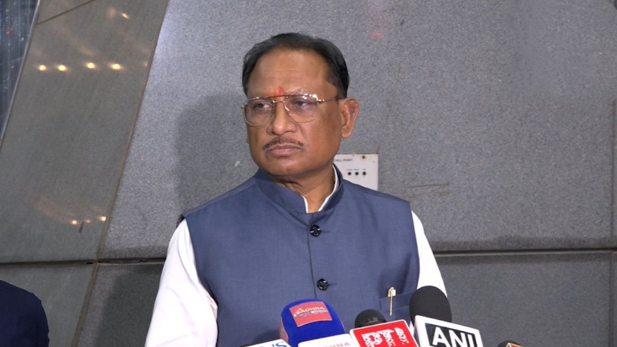 बंगाल दौरे से लौटे CM विष्णुदेव साय का बड़ा दावा: “TMC के खिलाफ जबरदस्त आक्रोश, भाजपा की जीत तय, ममता बनर्जी विचलित” 1 IMG 20260404 215912