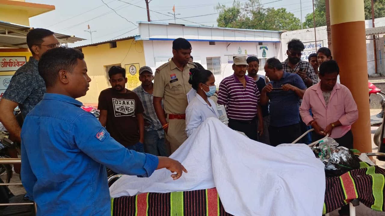 Surajpur Girl Dies of Burn Injuries After Mobile Phone Dispute with Boyfriend 1 burning 112