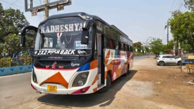 बलौदा बाजार में बस में चैन स्नैचिंग: कंडक्टर ने सूझबूझ दिखाते हुए यात्रियों समेत बस थाने पहुंचाई, संदिग्धों से पूछताछ जारी 4 bus 123